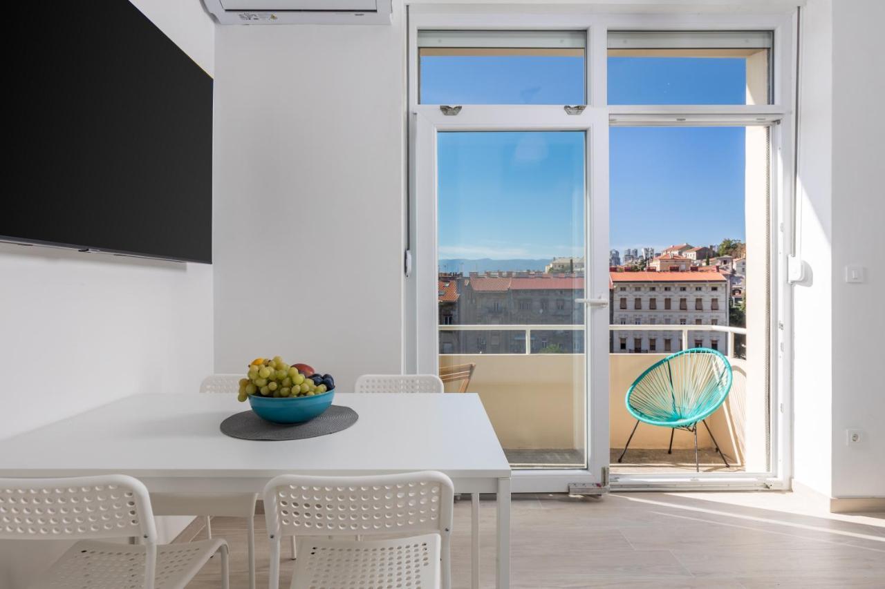 Balcony Apartment Pampas 리예카 외부 사진